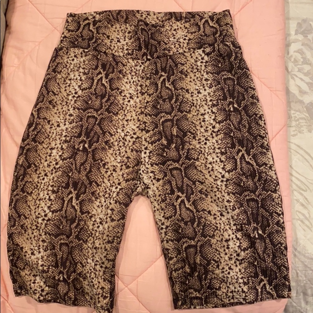 Snake print biker shorts